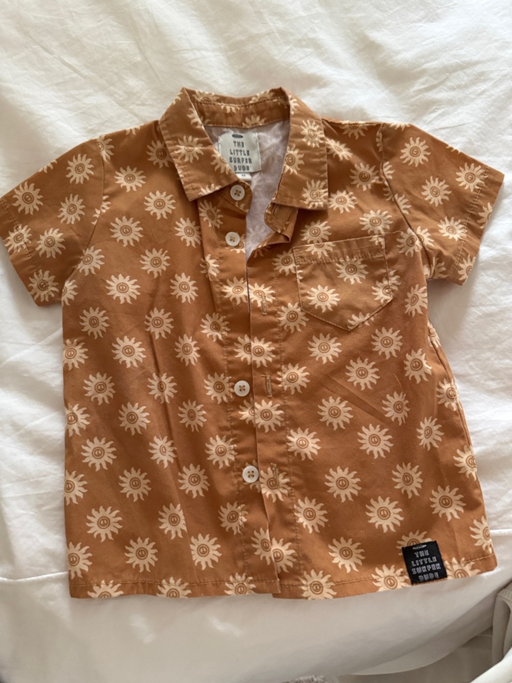 The Little Supper Brown Short-Sleeve Sun-Print Button-Down Shirt